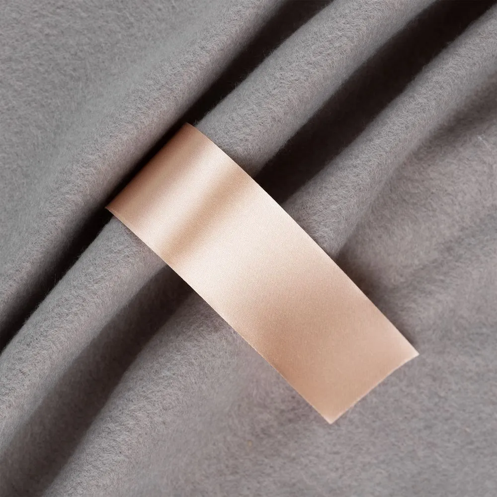 Сделано в России Лента сатиновая Satin 35 М, светло-бежевая, 100 см